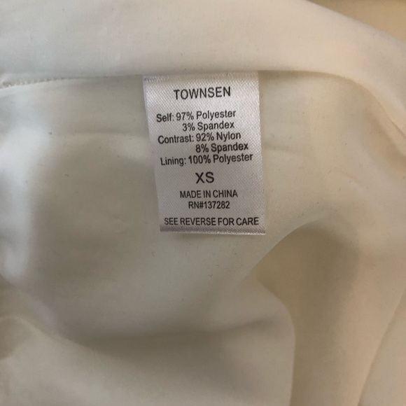 Townsen Like New White Pebble Skirt - Picture 6 of 7